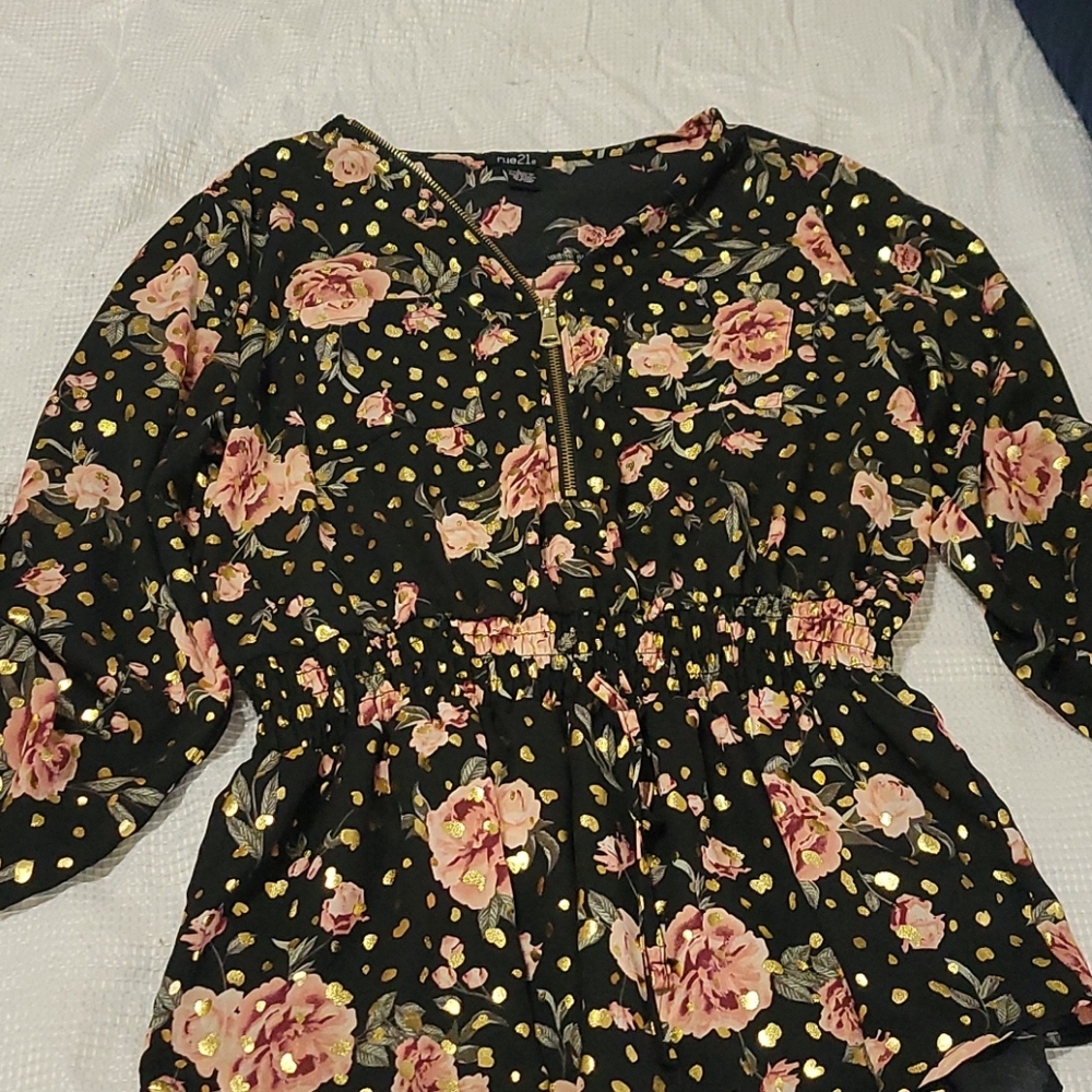 Blouse,new